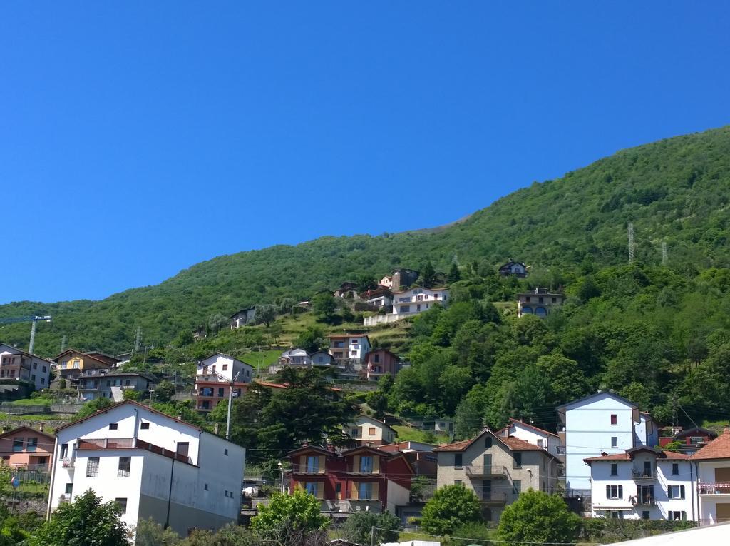 Pianello Del LarioVenanzio!アパートメント エクステリア 写真